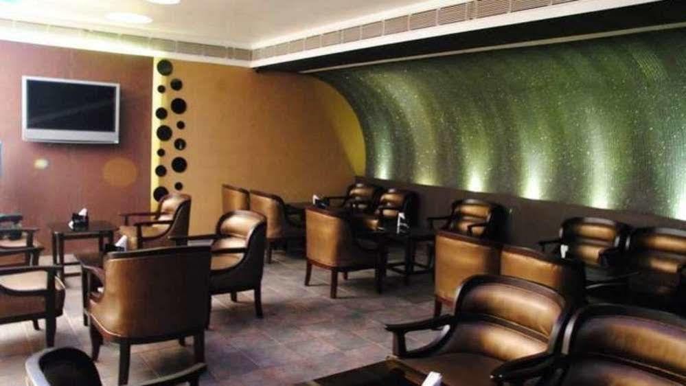 Vishwaratna Hotel Guwahati Ngoại thất bức ảnh