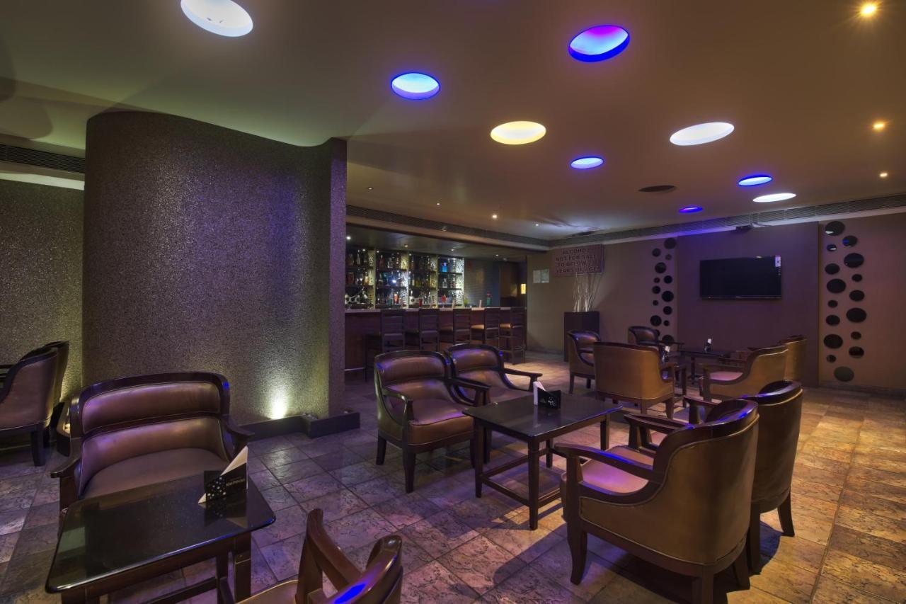 Vishwaratna Hotel Guwahati Ngoại thất bức ảnh