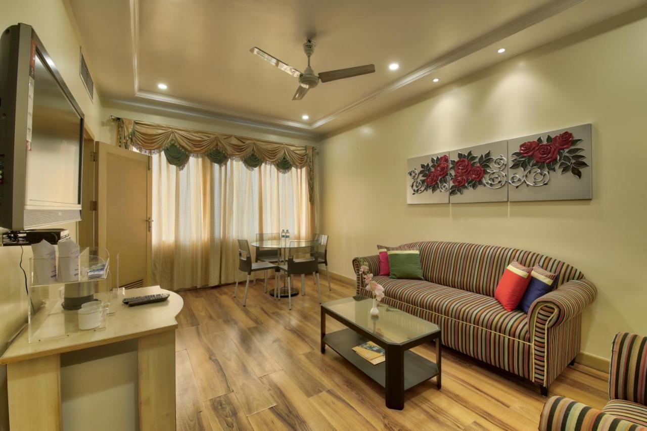 Vishwaratna Hotel Guwahati Ngoại thất bức ảnh