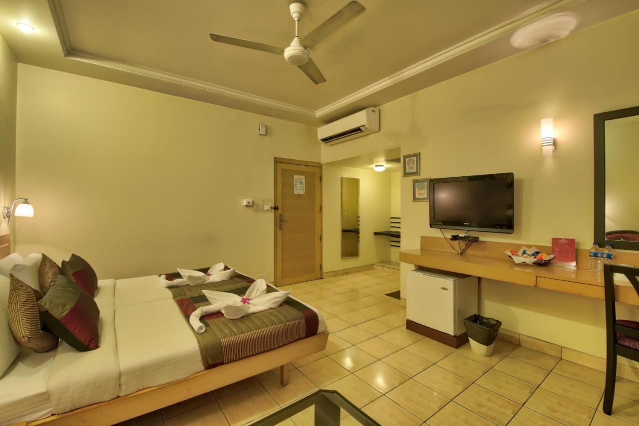 Vishwaratna Hotel Guwahati Ngoại thất bức ảnh